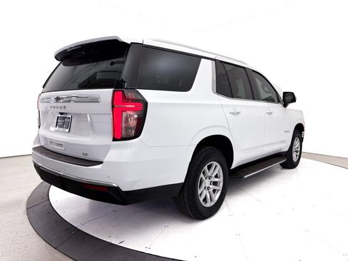 Used 2022 Chevrolet Tahoe LT w/ Luxury Package AWD/4WD image 20