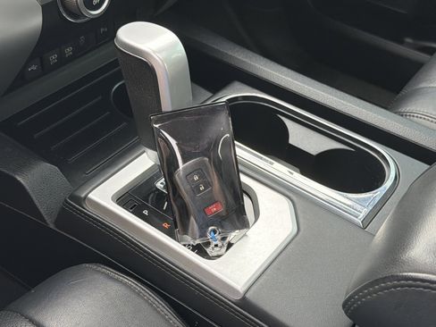 Used 2020 Toyota Tundra Platinum RWD image 36