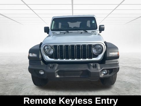 Used 2024 Jeep Wrangler Unlimited Sport AWD/4WD image 9