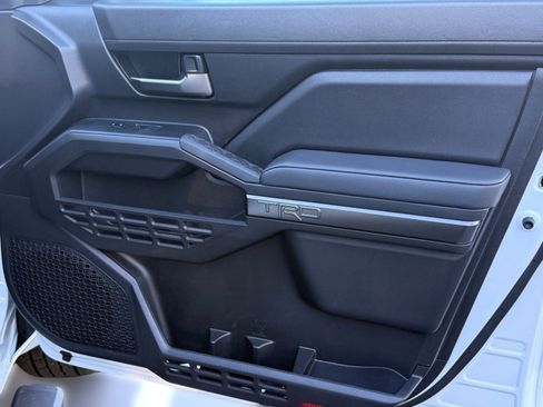 New 2025 Toyota Tacoma SR5 image 31