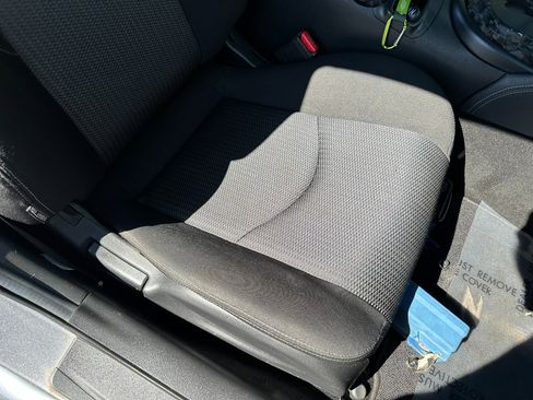 Used 2013 Nissan 370Z Coupe image 37