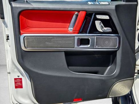Used 2025 Mercedes-Benz G 550 image 10