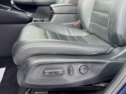 Used 2023 Honda CR-V EX-L image 22