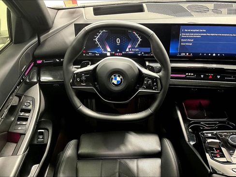 Used 2024 BMW 530i xDrive w/ Premium Package image 7