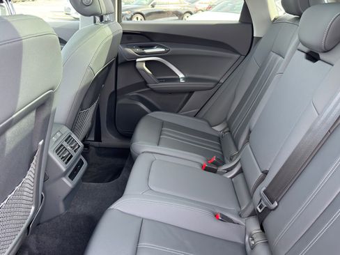 Certified 2025 Audi Q5 Premium w/ Convenience Package image 24
