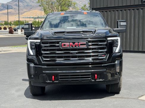 Used 2024 GMC Sierra 3500 AT4 w/ AT4 Premium Plus Package AWD/4WD image 2