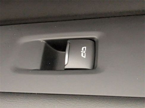 Used 2025 Chevrolet Tahoe High Country image 38