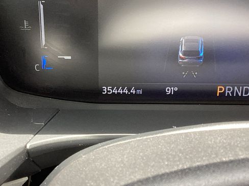 Used 2025 Ford Escape Active AWD/4WD image 3