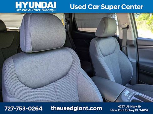 Used 2021 Hyundai Santa Fe SEL w/ Convenience Package FWD image 6