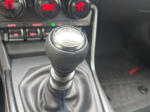 Used 2025 Subaru BRZ tS image 16