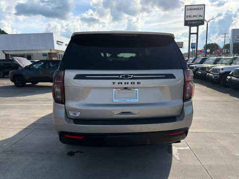 Used 2023 Chevrolet Tahoe Z71 w/ Luxury Package AWD/4WD image 8