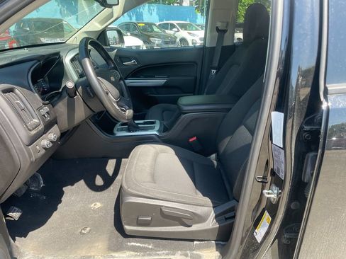 Used 2022 Chevrolet Colorado LT w/ LT Convenience Package AWD/4WD image 12