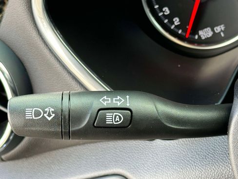 Certified 2022 Chevrolet Blazer Premier w/ Enhanced Convenience Package image 19