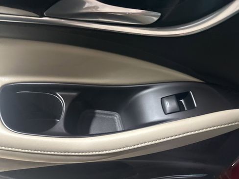 Used 2020 Buick Enclave Premium w/ Surround and Sites Package image 33