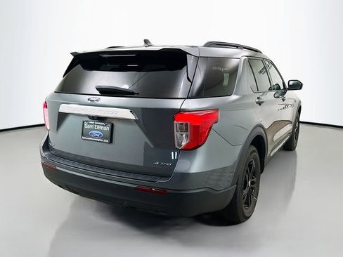 Used 2023 Ford Explorer XLT image 7