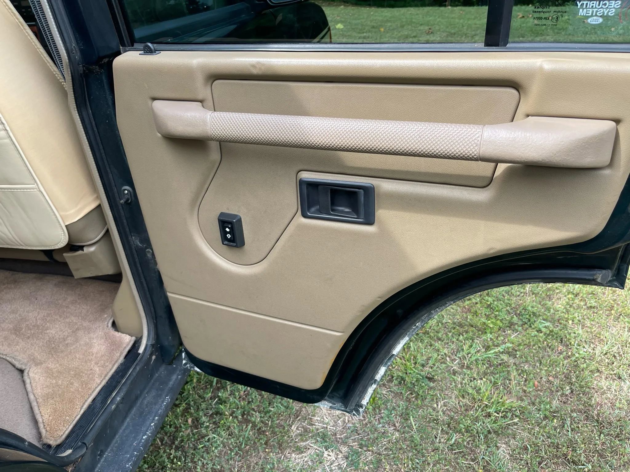 Used 1999 Land Rover Discovery SD AWD/4WD image 15