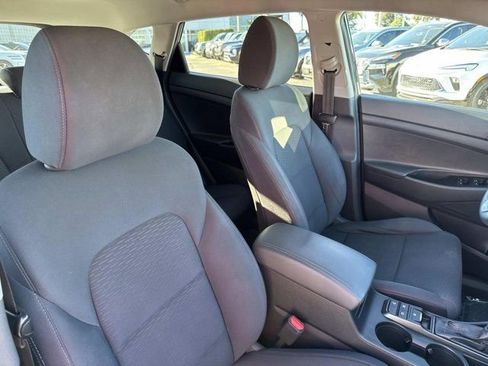 Used 2021 Hyundai Tucson SE image 16