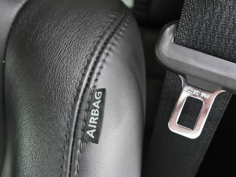 Used 2013 Ford Mustang Shelby GT500 RWD image 33