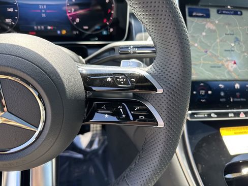 New 2025 Mercedes-Benz GLC 300 4MATIC image 21