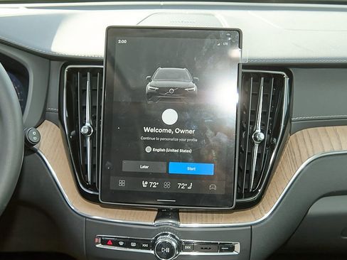 New 2026 Volvo XC60 B5 Ultra w/ Protection Package Premier image 24