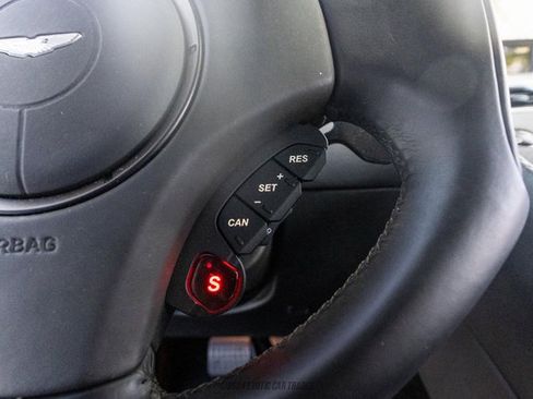 Used 2014 Aston Martin Vanquish Coupe RWD image 34