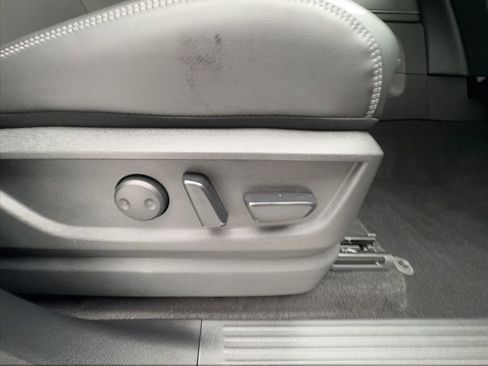 Used 2026 Nissan Armada SL w/ Captain's Chari Seat Package RWD image 35
