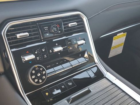 New 2026 Nissan Armada Platinum image 14