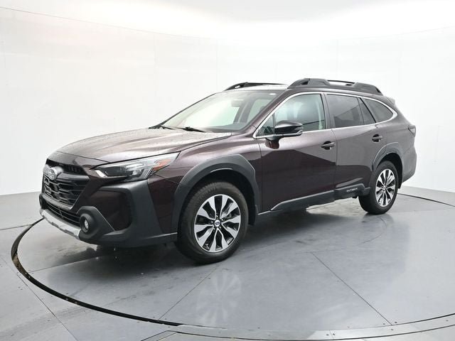 Used 2025 Subaru Outback Limited AWD/4WD image 12