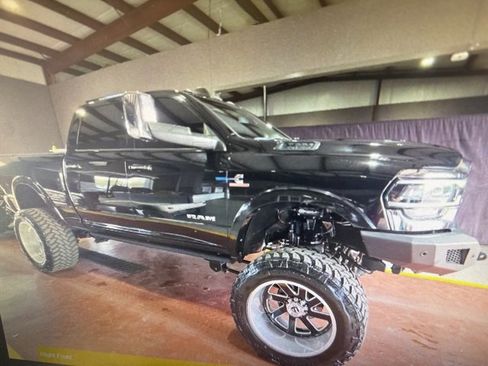 Used 2022 RAM 2500 Laramie image 3