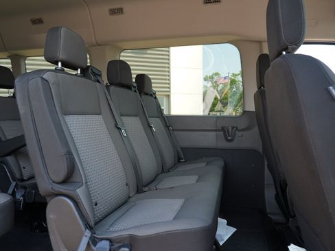 Used 2024 Ford Transit 350 XLT RWD image 22