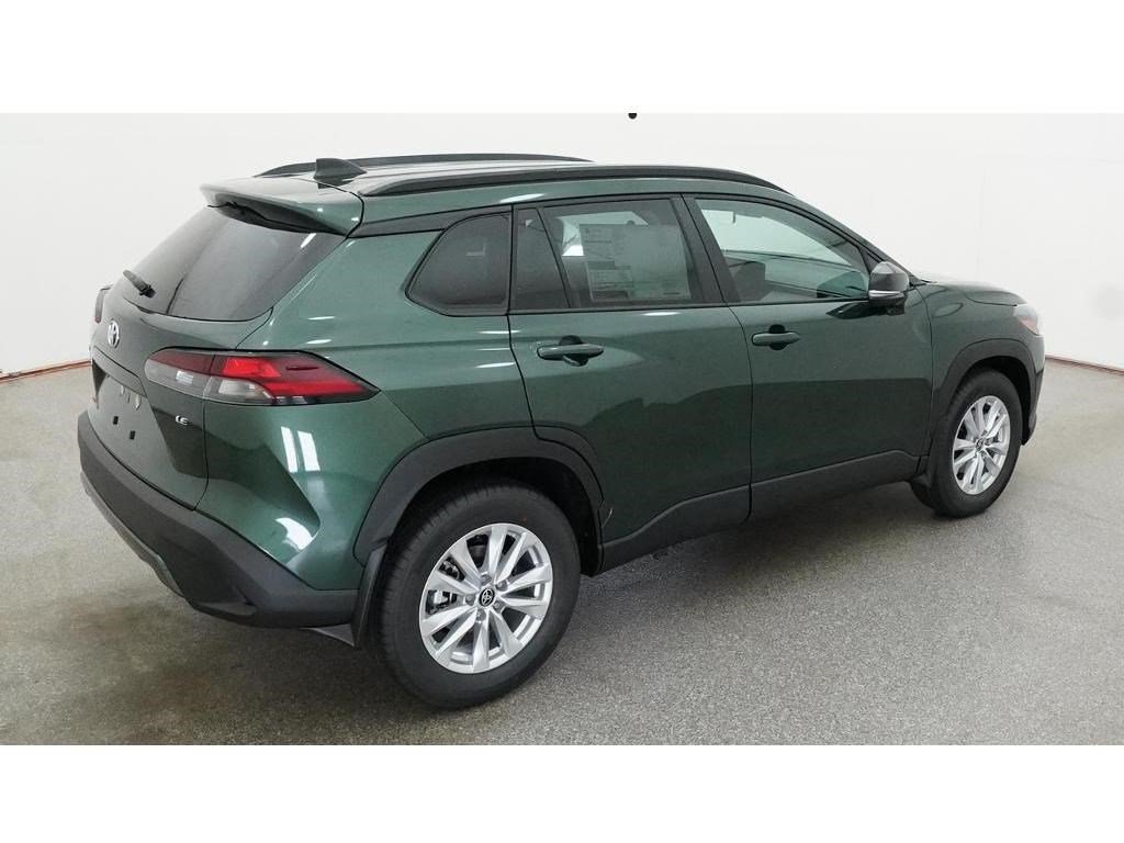 New 2026 Toyota Corolla Cross LE FWD image 10