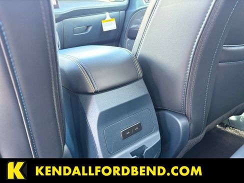 Used 2026 Ford Maverick Lobo AWD/4WD image 19
