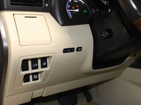 Used 2013 Lexus RX 450h FWD w/ Navigation Pkg image 21