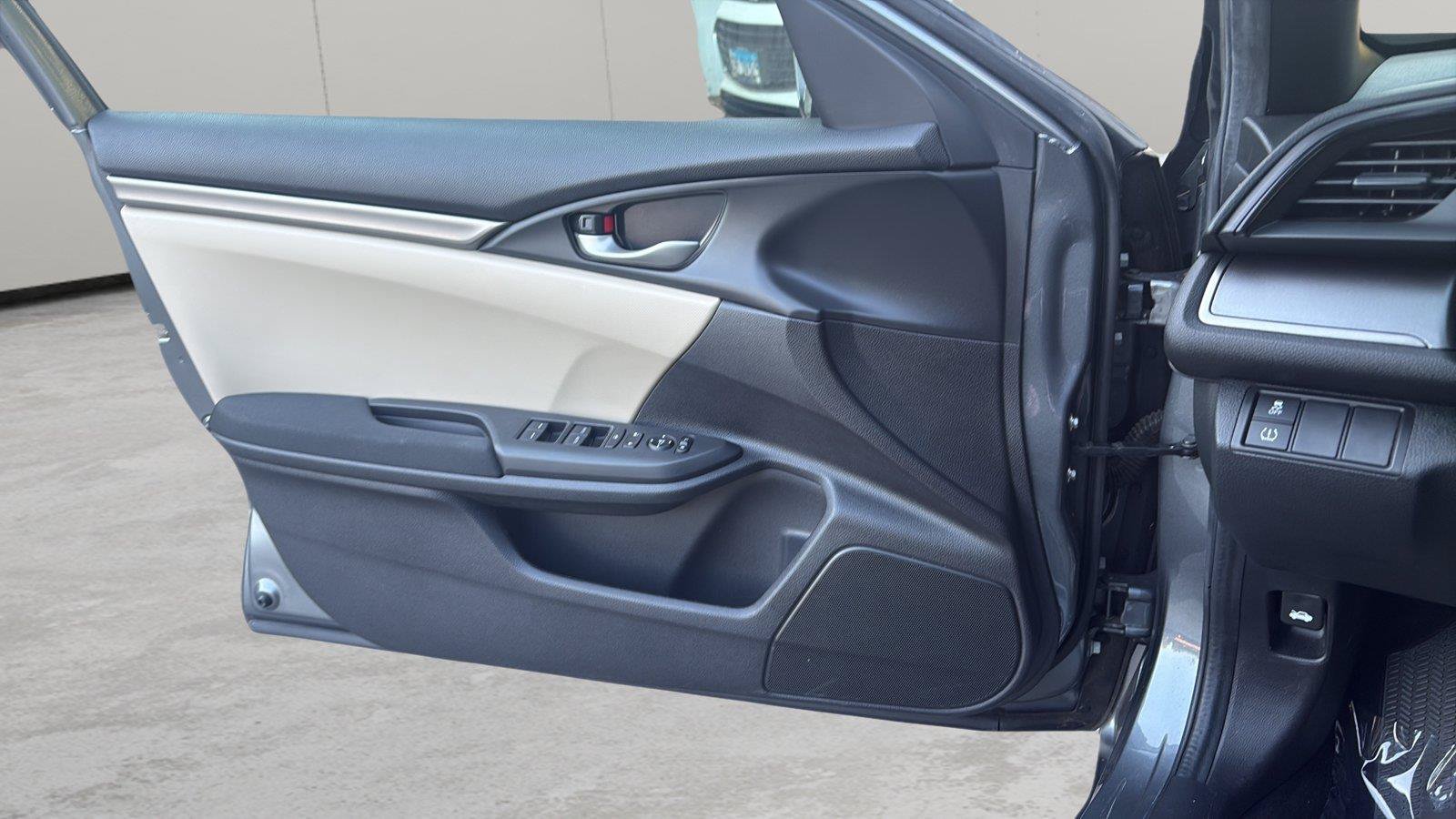 Used 2018 Honda Civic LX image 23