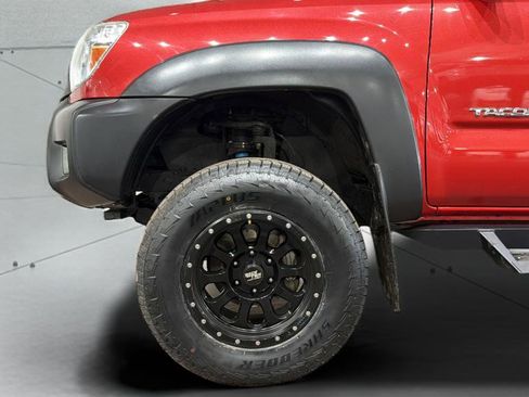 Used 2015 Toyota Tacoma 4x4 Double Cab image 36