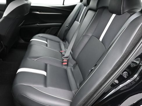 Used 2025 Toyota Camry SE FWD image 14