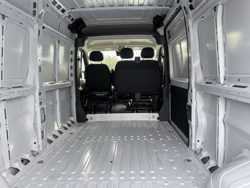 New 2025 RAM ProMaster 2500 w/ Convenience Group image 21