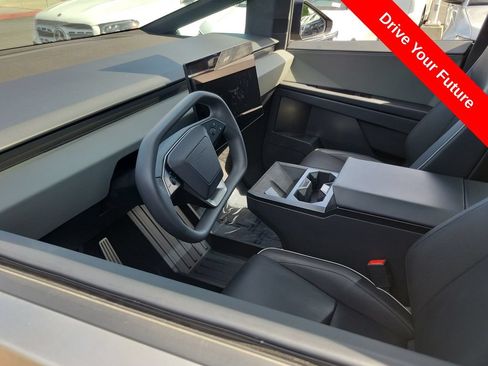 Used 2024 Tesla Cybertruck AWD Crew Cab image 3