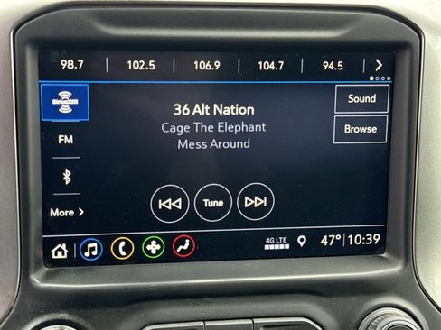 Used 2019 Chevrolet Silverado 1500 LT Trail Boss image 28