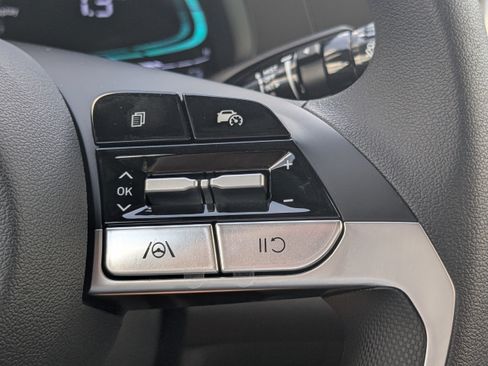 New 2026 Hyundai Elantra Hybrid FWD image 28