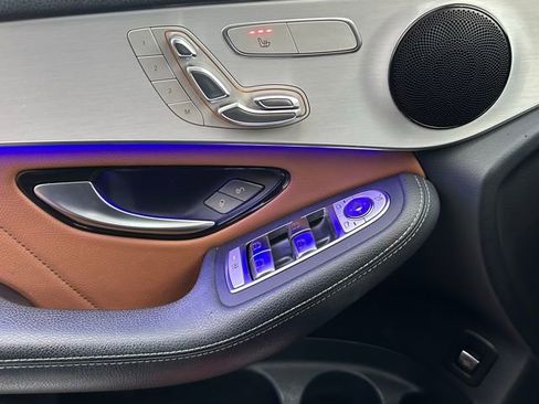 Used 2020 Mercedes-Benz GLC 300 GLC 300 image 15