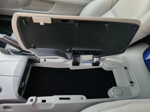 Used 2006 Chevrolet Corvette Convertible w/ Preferred Equipment Group image 18