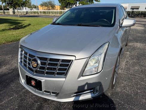 Used 2014 Cadillac XTS Luxury w/ Driver Awareness Package image 16