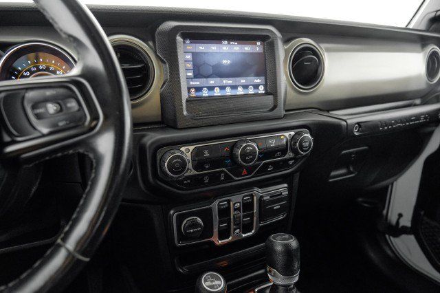 Used 2021 Jeep Wrangler Unlimited Sport AWD/4WD image 25