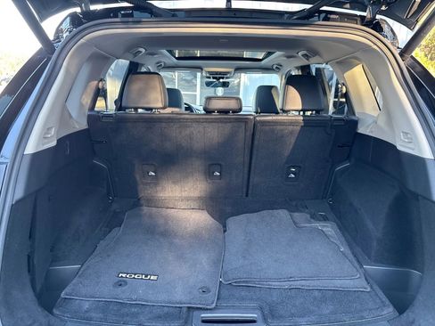 Used 2023 Nissan Rogue SL AWD/4WD image 14