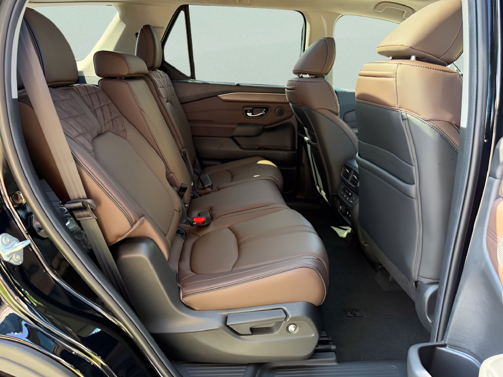 New 2026 Honda Pilot Elite image 14