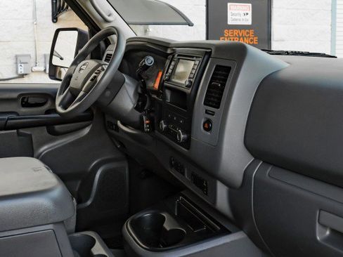 Used 2021 Nissan NV 3500 SV w/ Back Door Glass Package image 21