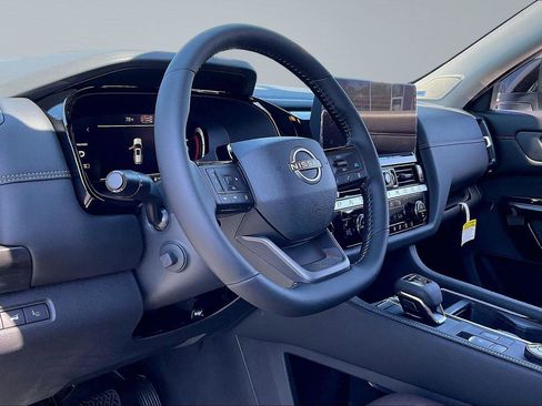 New 2026 Nissan Pathfinder Platinum AWD/4WD image 7