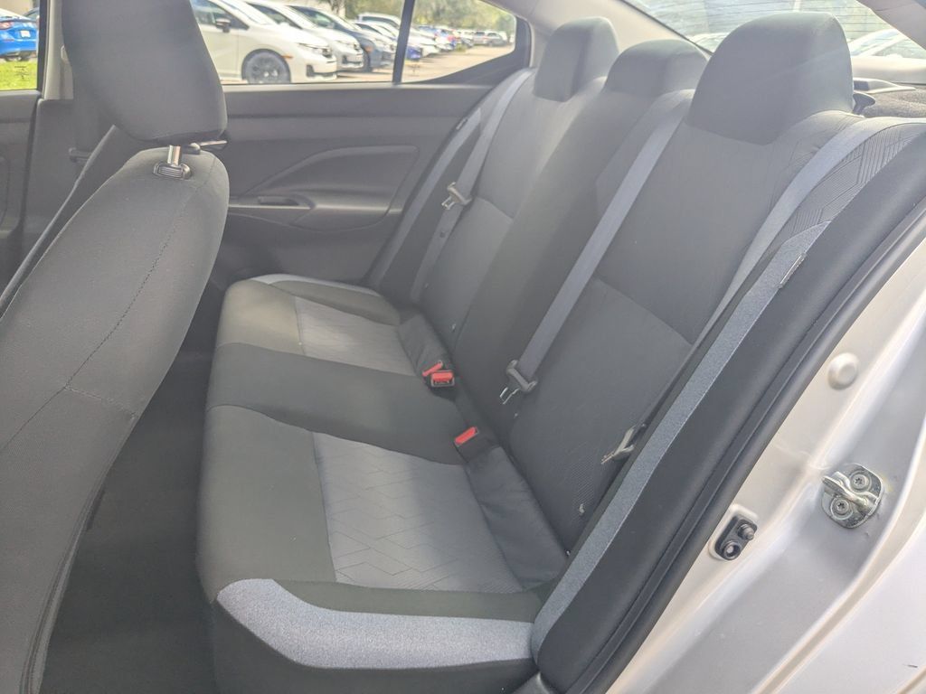 Used 2025 Nissan Versa SV FWD image 12
