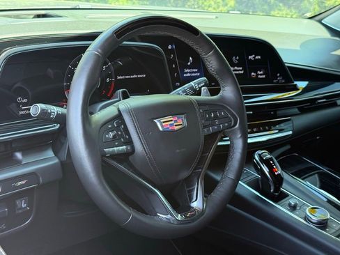 Certified 2024 Cadillac Escalade V w/ LPO, ONYX Package AWD/4WD image 19